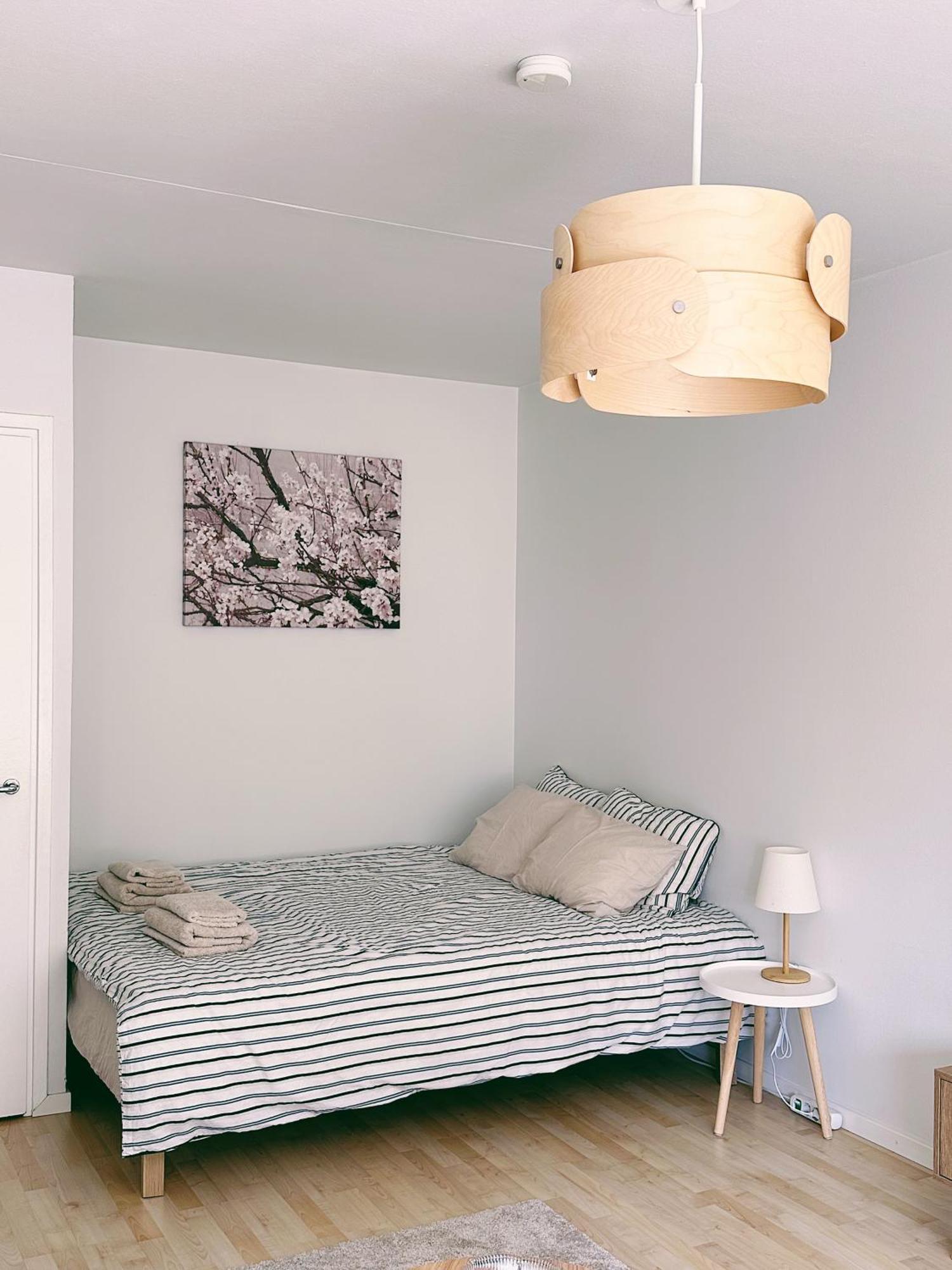 Huoneisto Cozy Flat Next To Tram And Bus Stations *