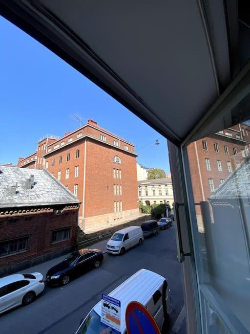 Self Check-in Cozy Studio Near Kamppi Metro, Hietaranta Beach!