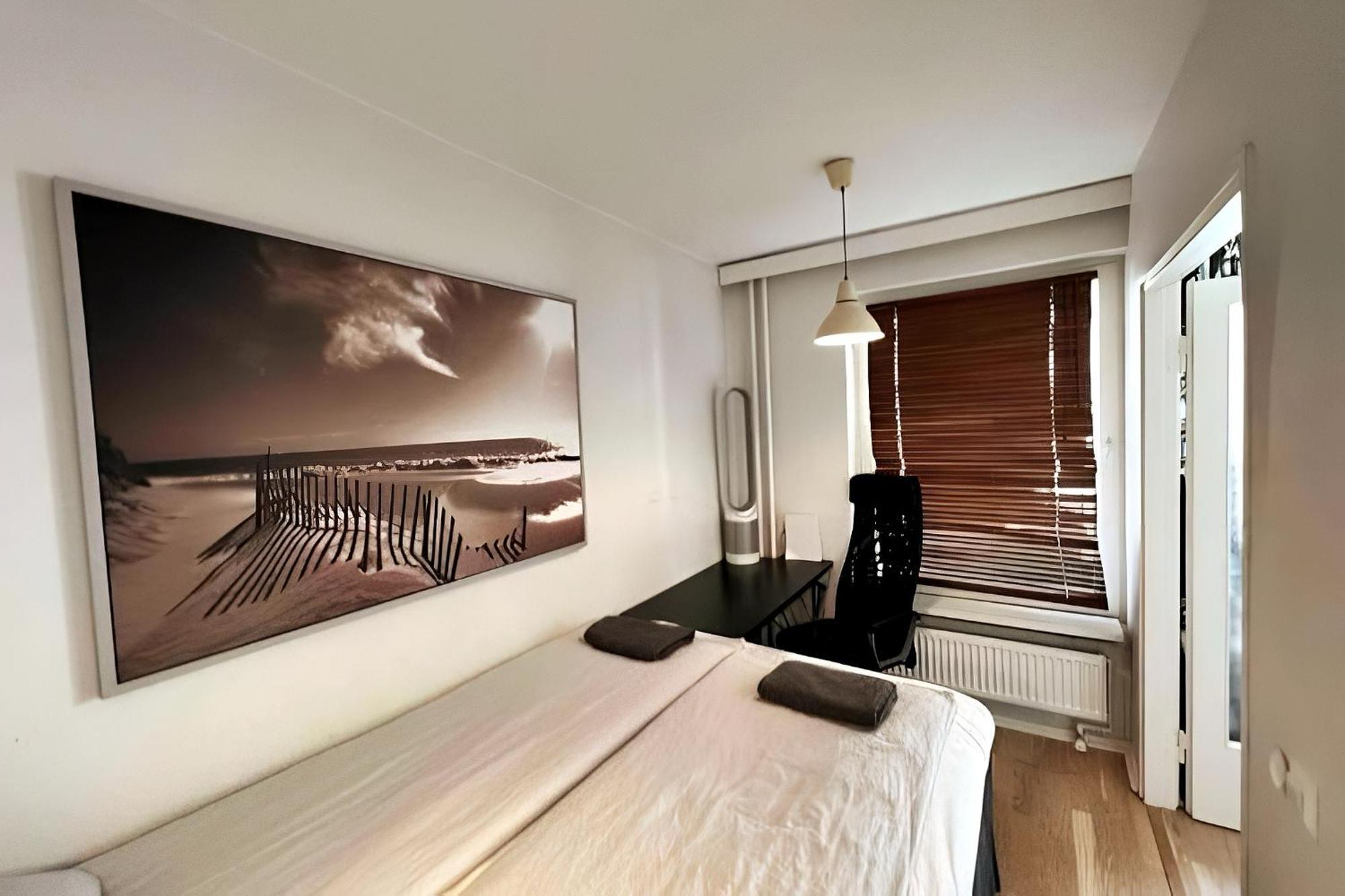Huoneisto In Design District - Keybox Check-in, Balcony, Netflix *