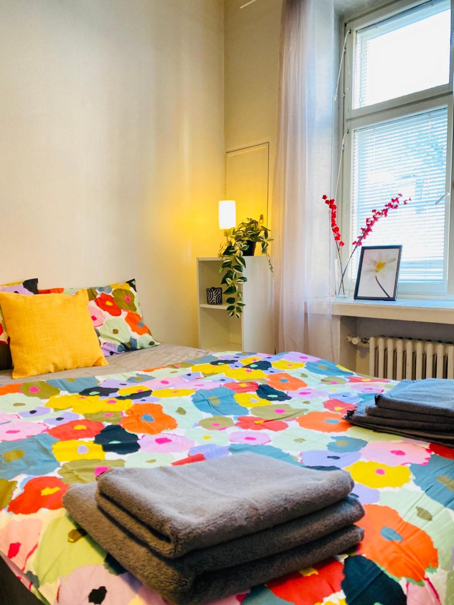 Self Check-in Cozy Studio Near Kamppi Metro, Hietaranta Beach! Huoneisto *