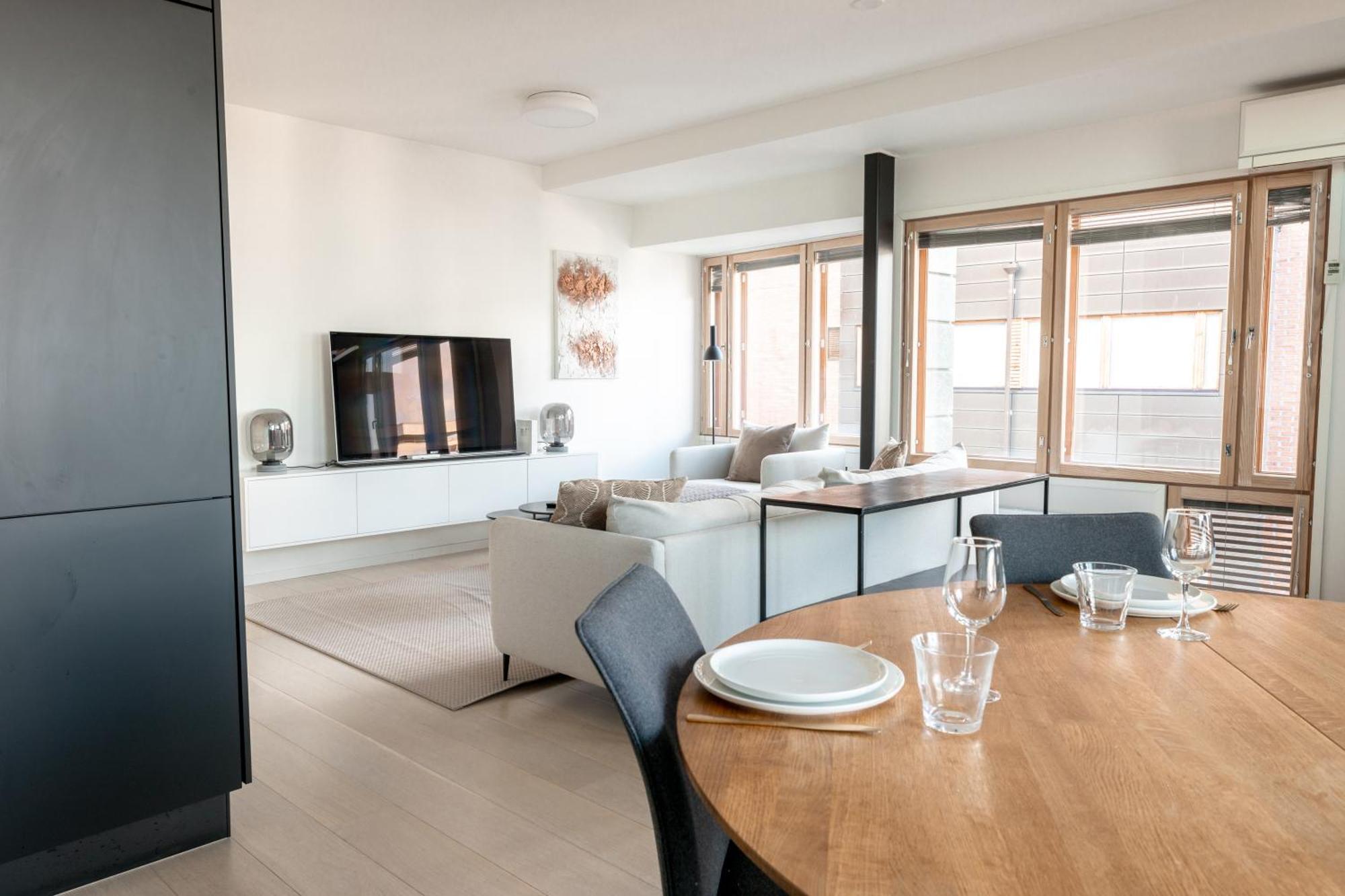 Huoneisto 2ndhomes Glorious 1br With Sauna In Kamppi Center