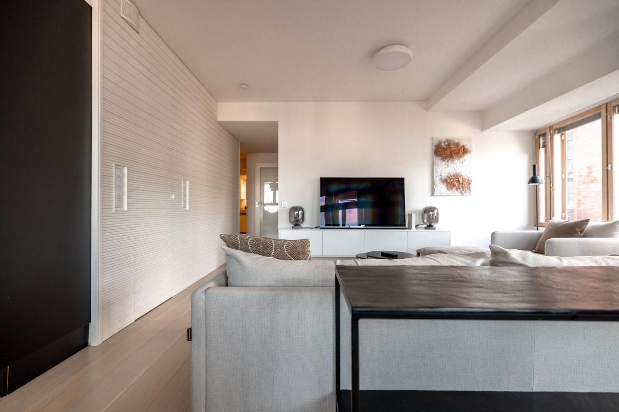 Huoneisto 2ndhomes Glorious 1br With Sauna In Kamppi Center