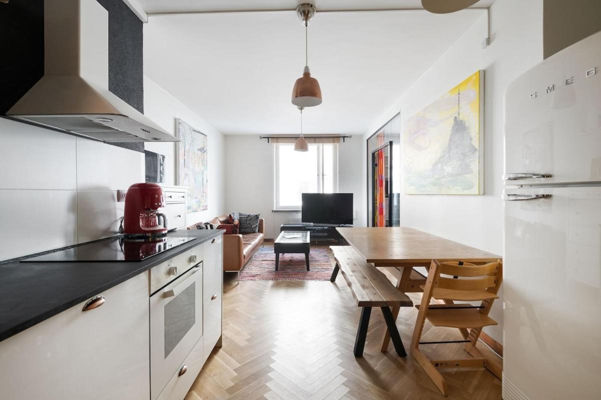 Great Location & Transport Connections With All Amenities 1-8 People Free Continental Breakfast Wifi Coffee &Tea Huoneisto Helsinki