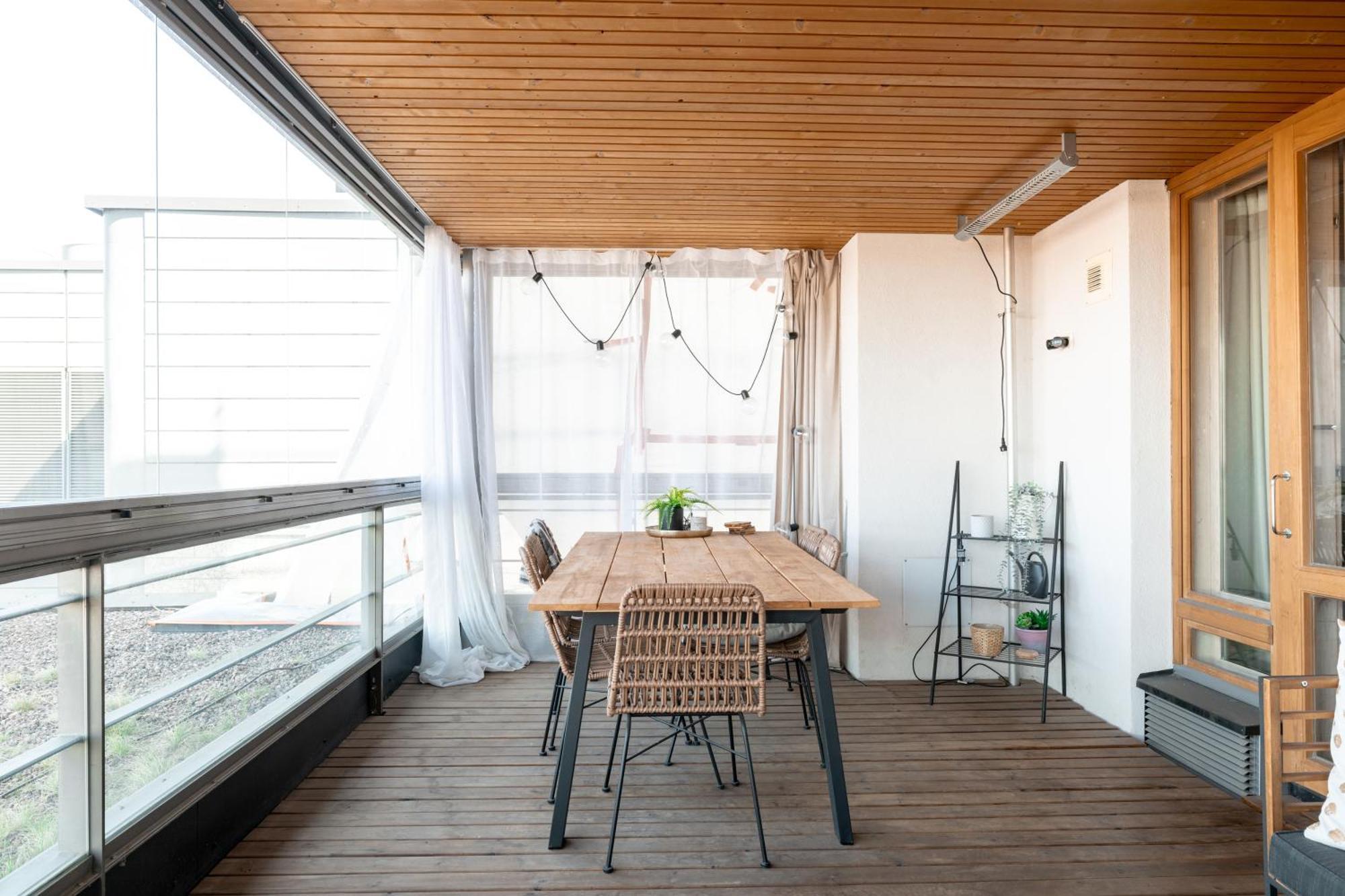 2ndhomes Luxurious 2br With Rooftop Terrace & Sauna In Kamppi Center