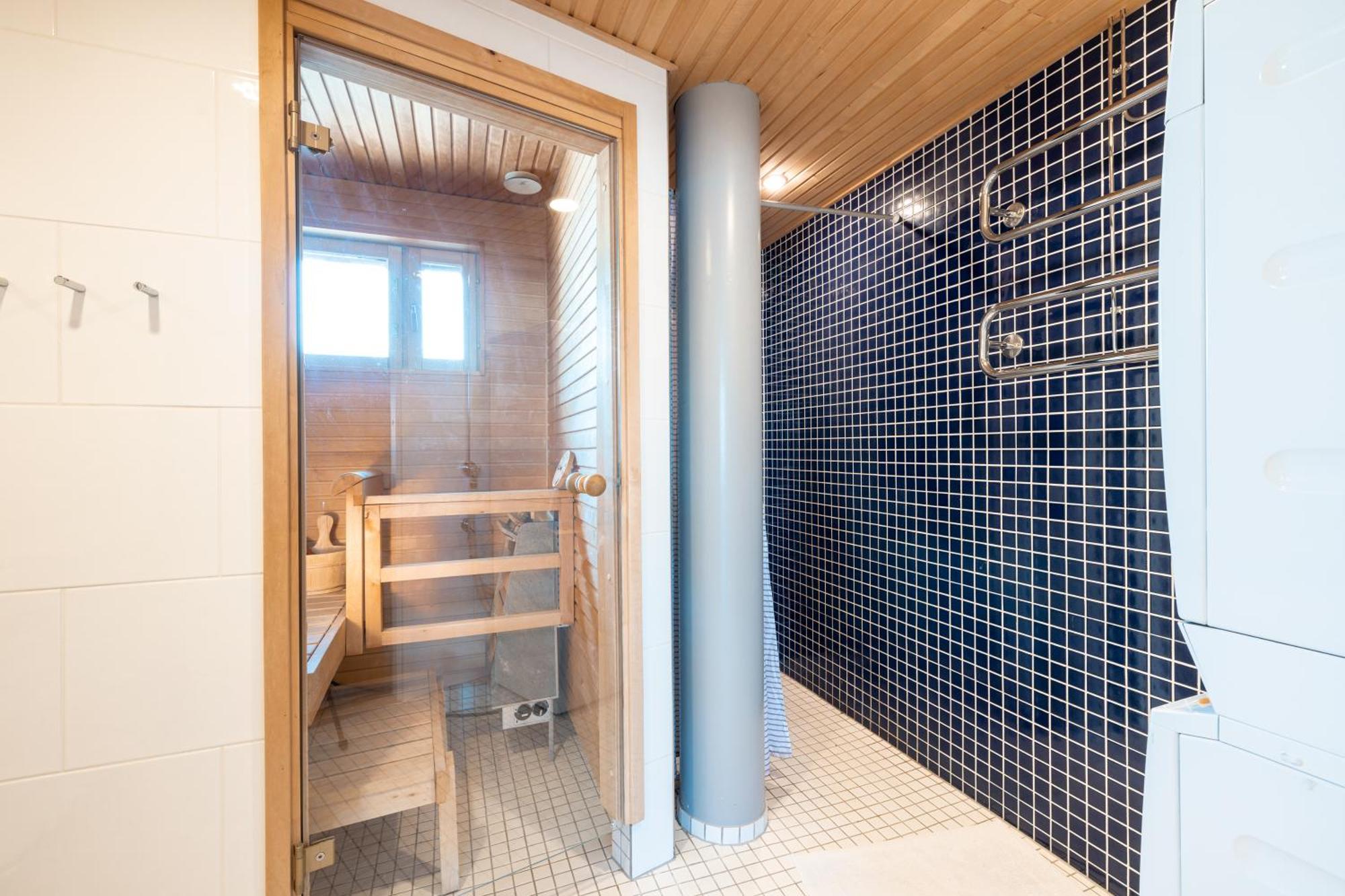 2ndhomes Luxurious 2br With Rooftop Terrace & Sauna In Kamppi Center Huoneisto