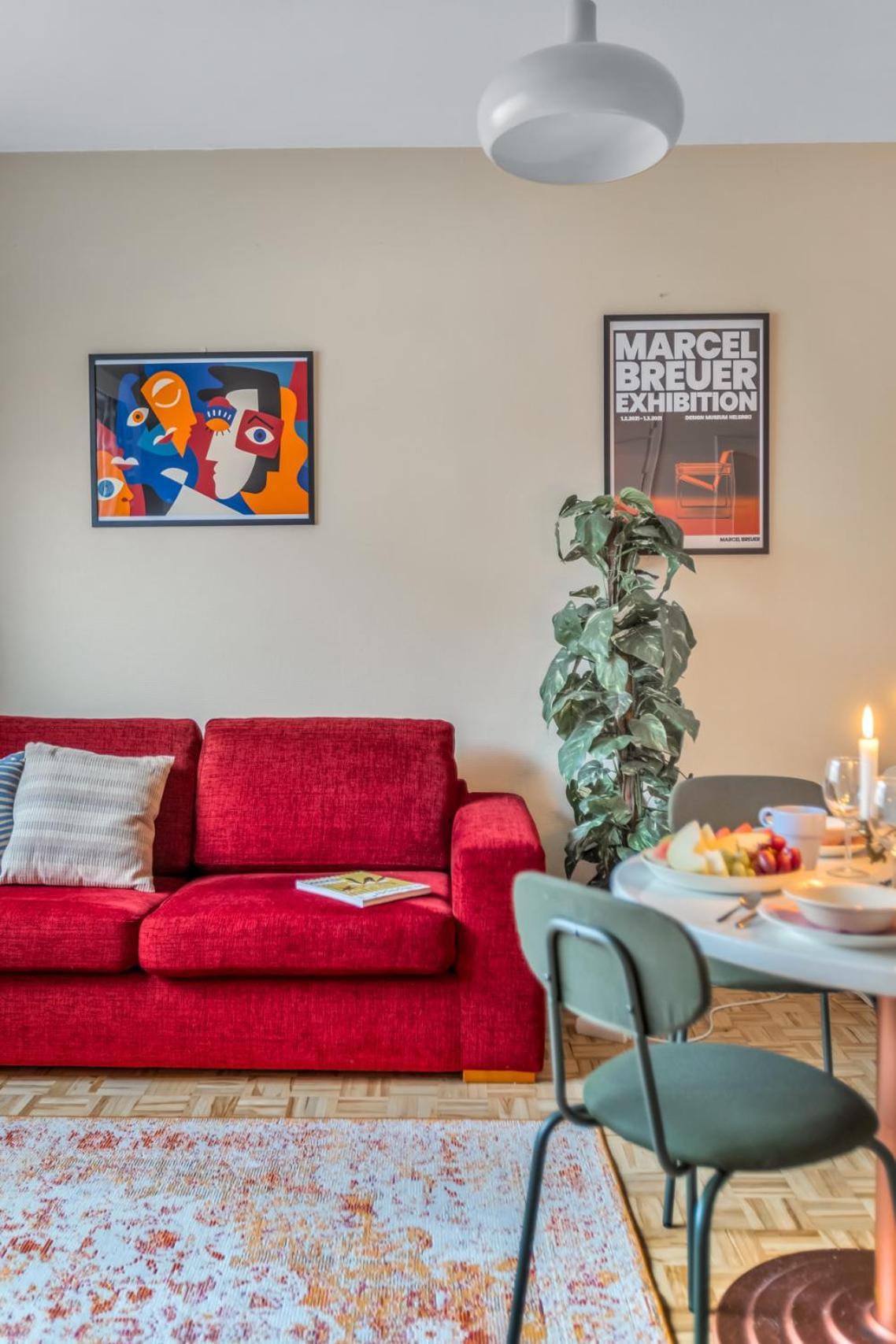 Vibrant And Central W Netflix, Wifi, 200M Tram And Bus Huoneisto