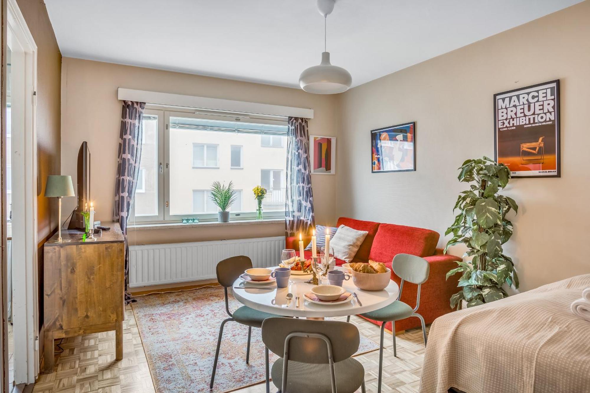Vibrant And Central W Netflix, Wifi, 200M Tram And Bus *