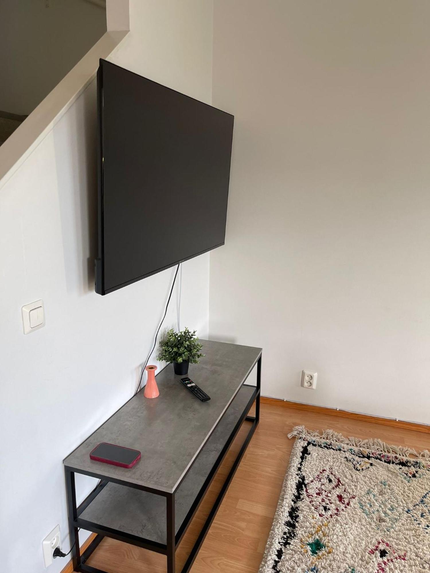 3 Bedroom With Sauna And Balcony Huoneisto Helsinki