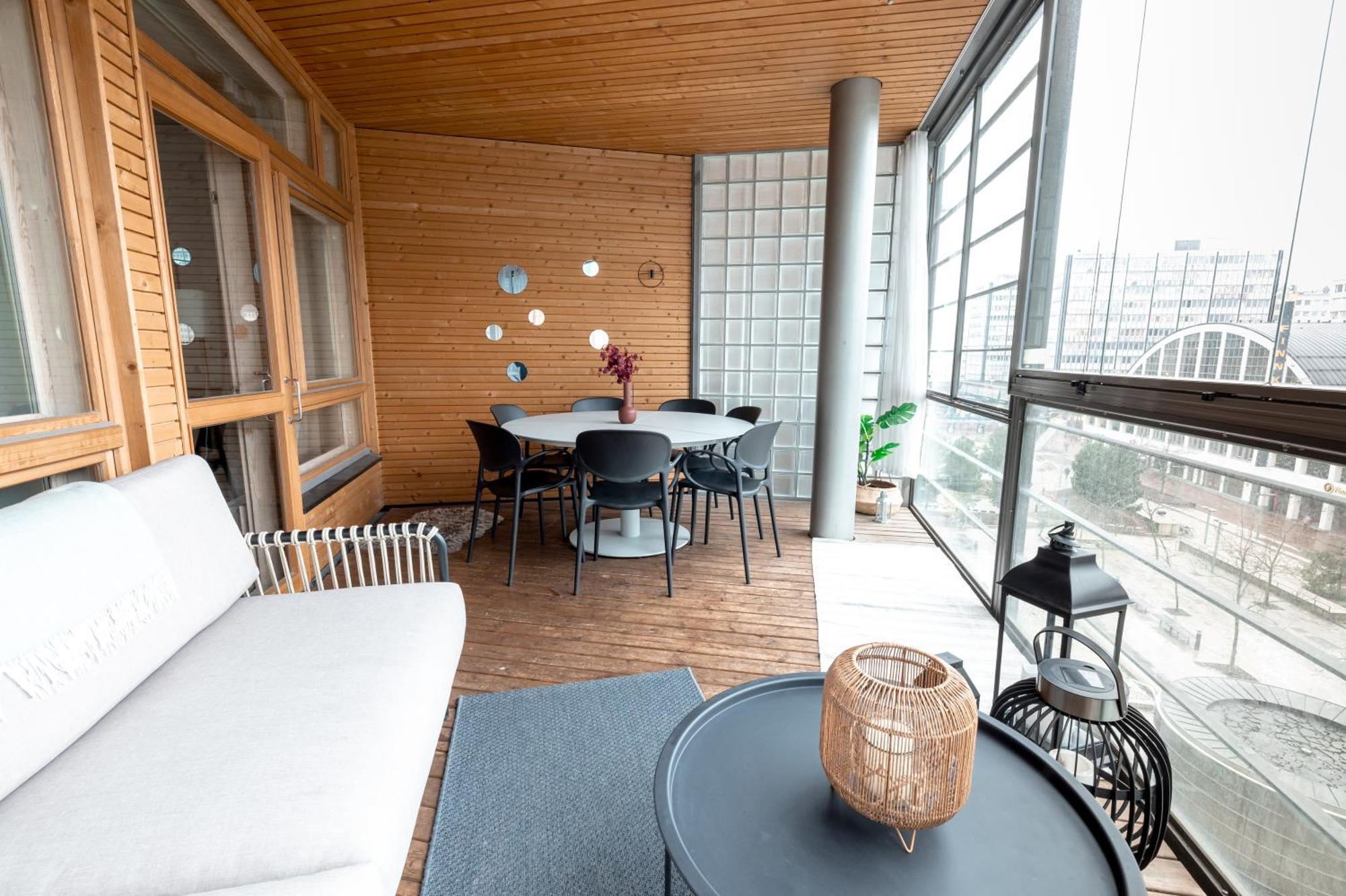2ndhomes Luxurious Kamppi Center With Sauna & Balcony Huoneisto