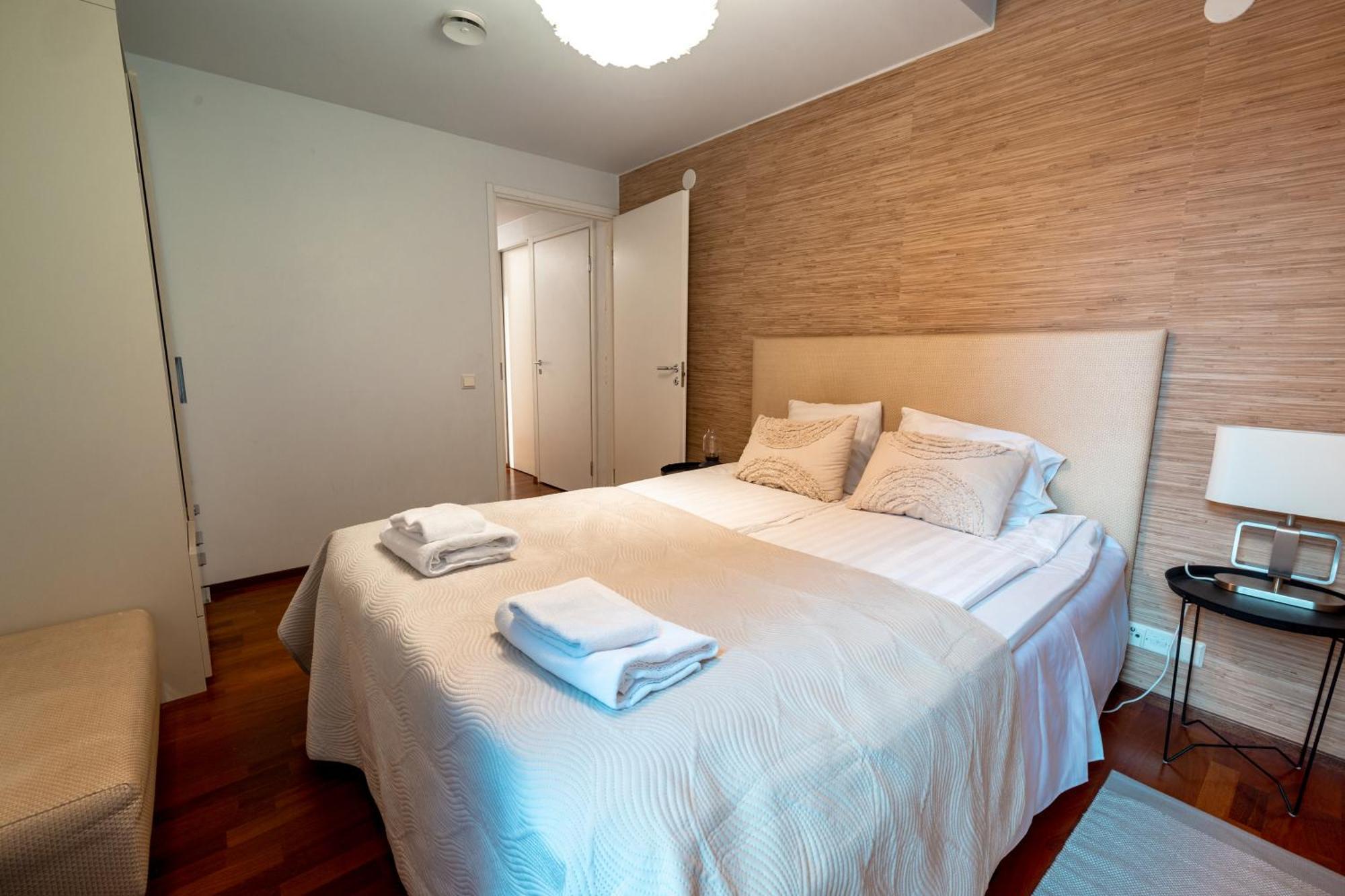 2ndhomes Luxurious Kamppi Center With Sauna & Balcony *