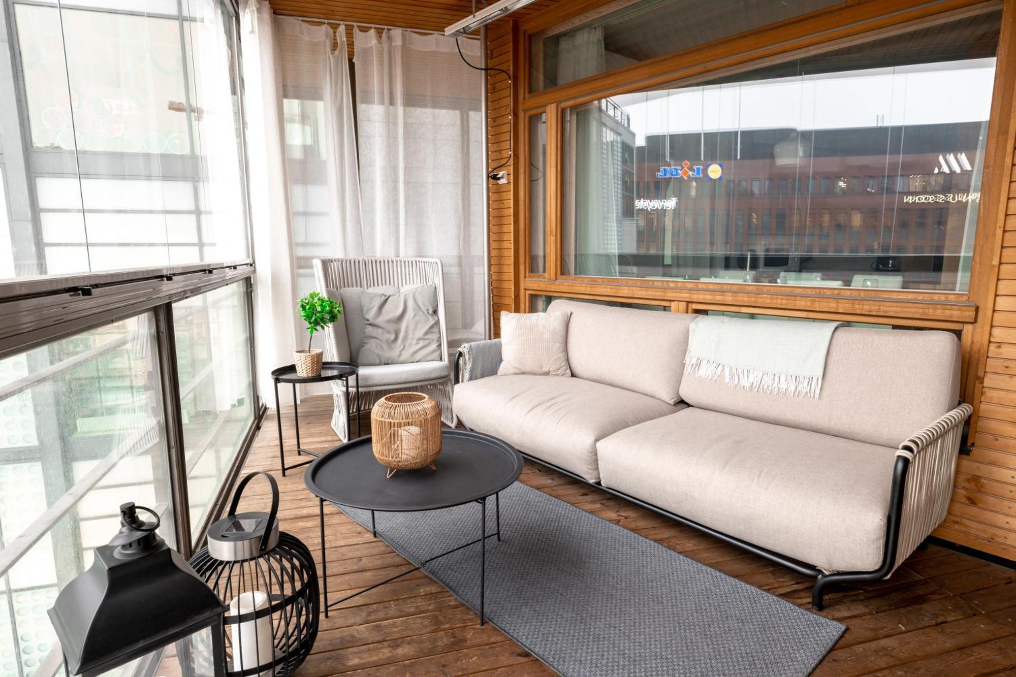 Huoneisto 2ndhomes Luxurious Kamppi Center With Sauna & Balcony Helsinki