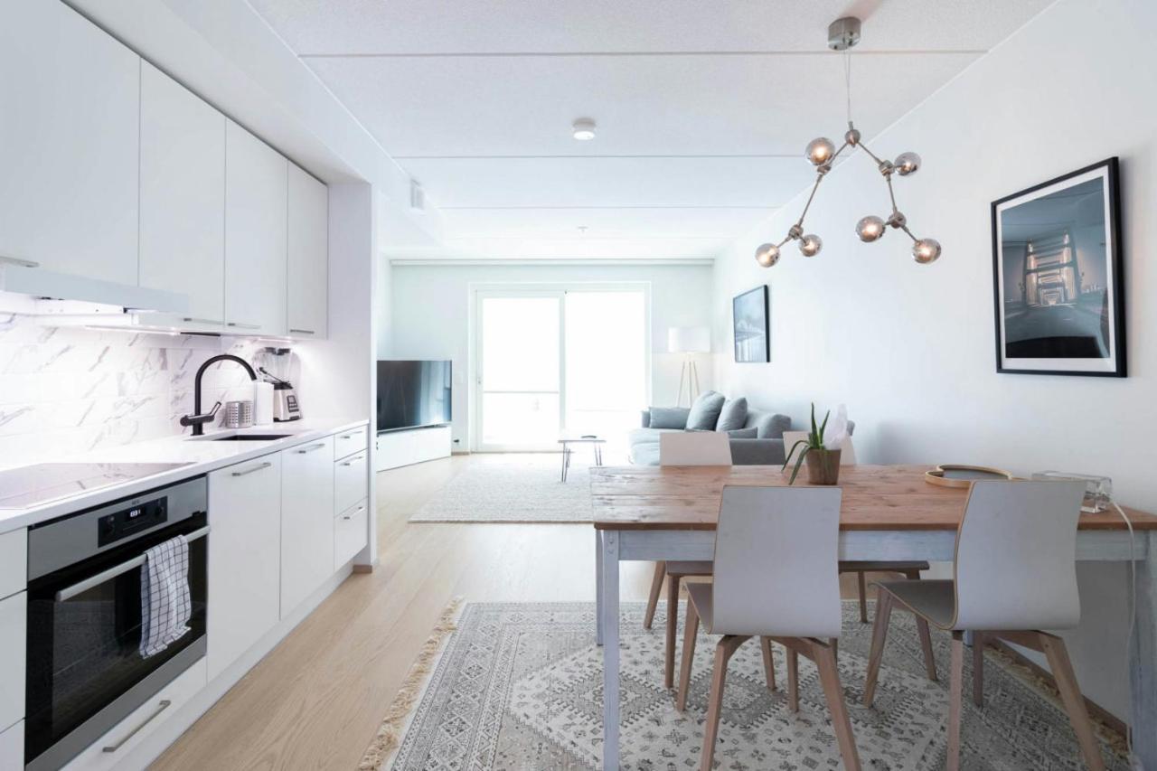 Convenient 1 Bedroom In Huoneisto *