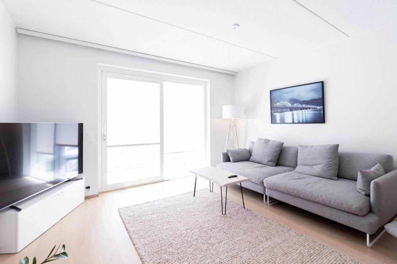 Huoneisto Convenient 1 Bedroom In *