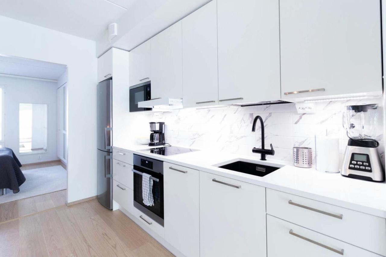 Convenient 1 Bedroom In *