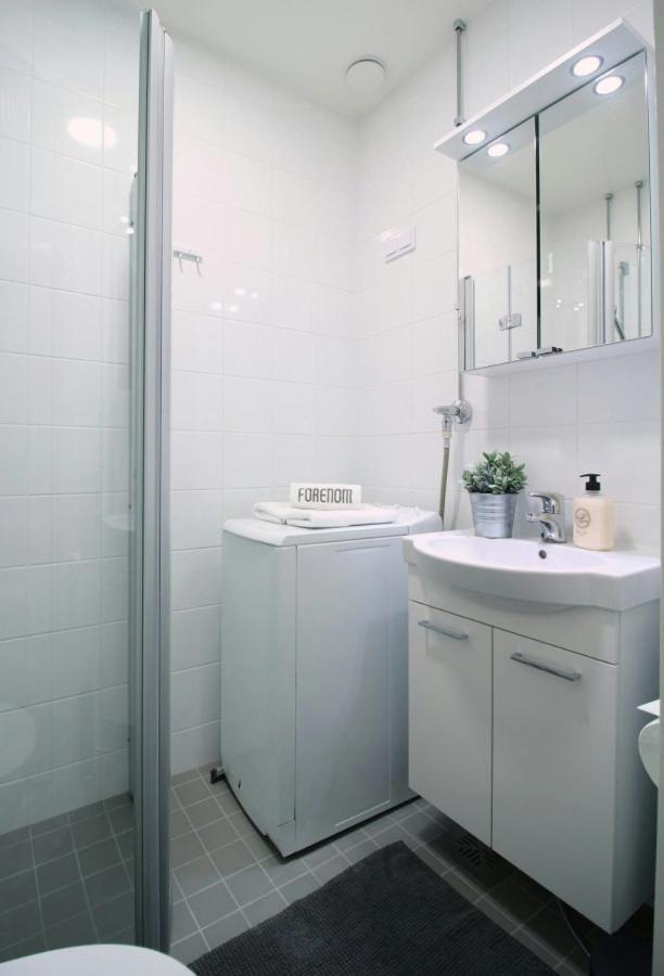Convenient For 2 In Toolo Huoneisto Helsinki