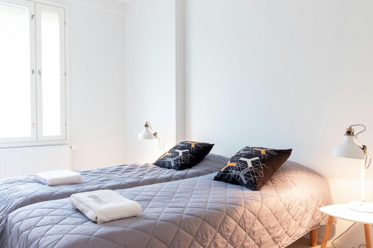 Huoneisto And Spacious For 4 With Sauna