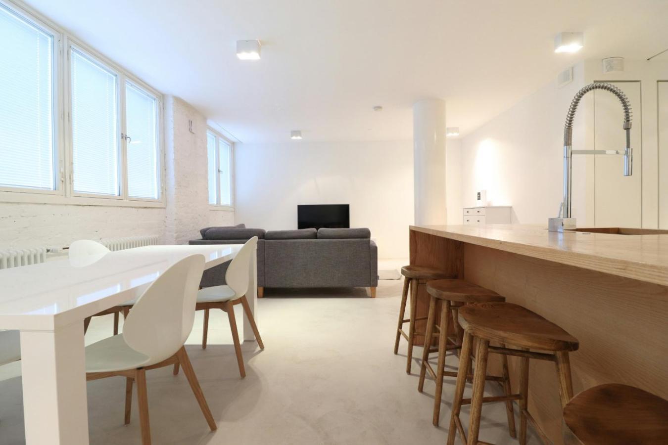 Spacious For 2 With Sauna In Punavuori Helsinki
