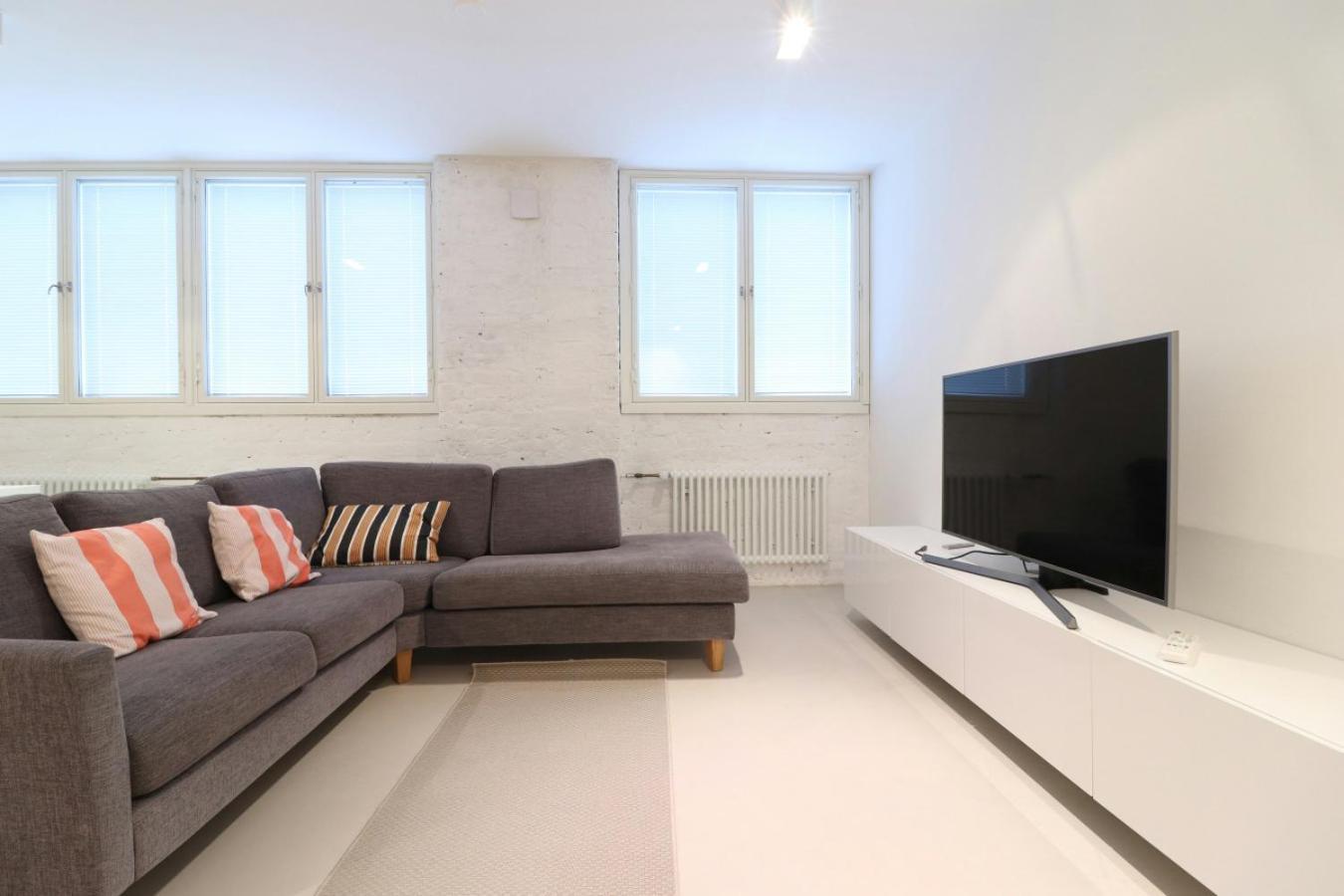 Spacious For 2 With Sauna In Punavuori Huoneisto Helsinki