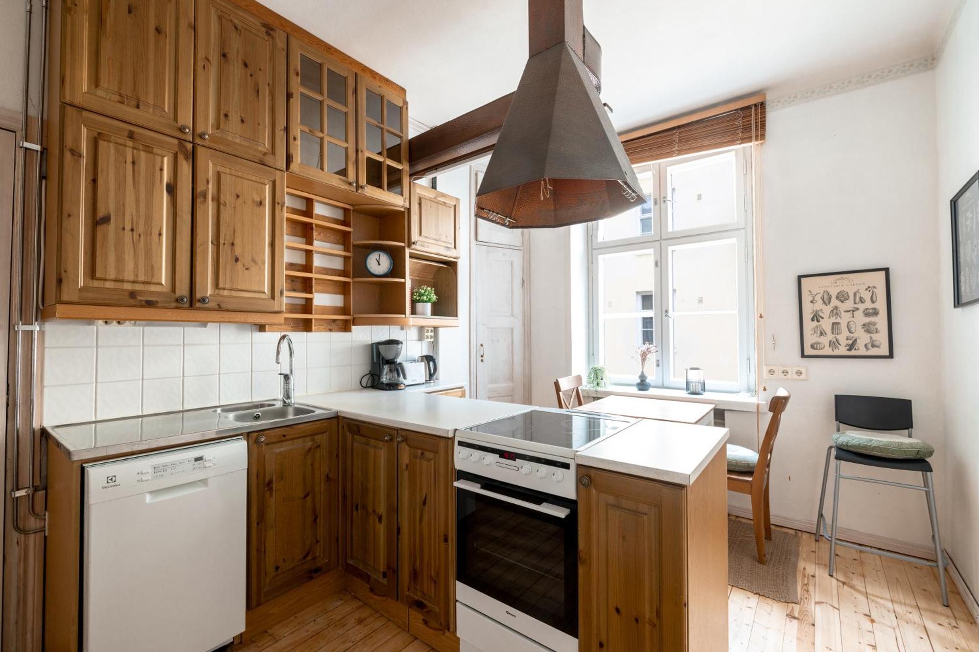 Huoneisto 2ndhomes Bright 125m2 4br Center With The Great Views
