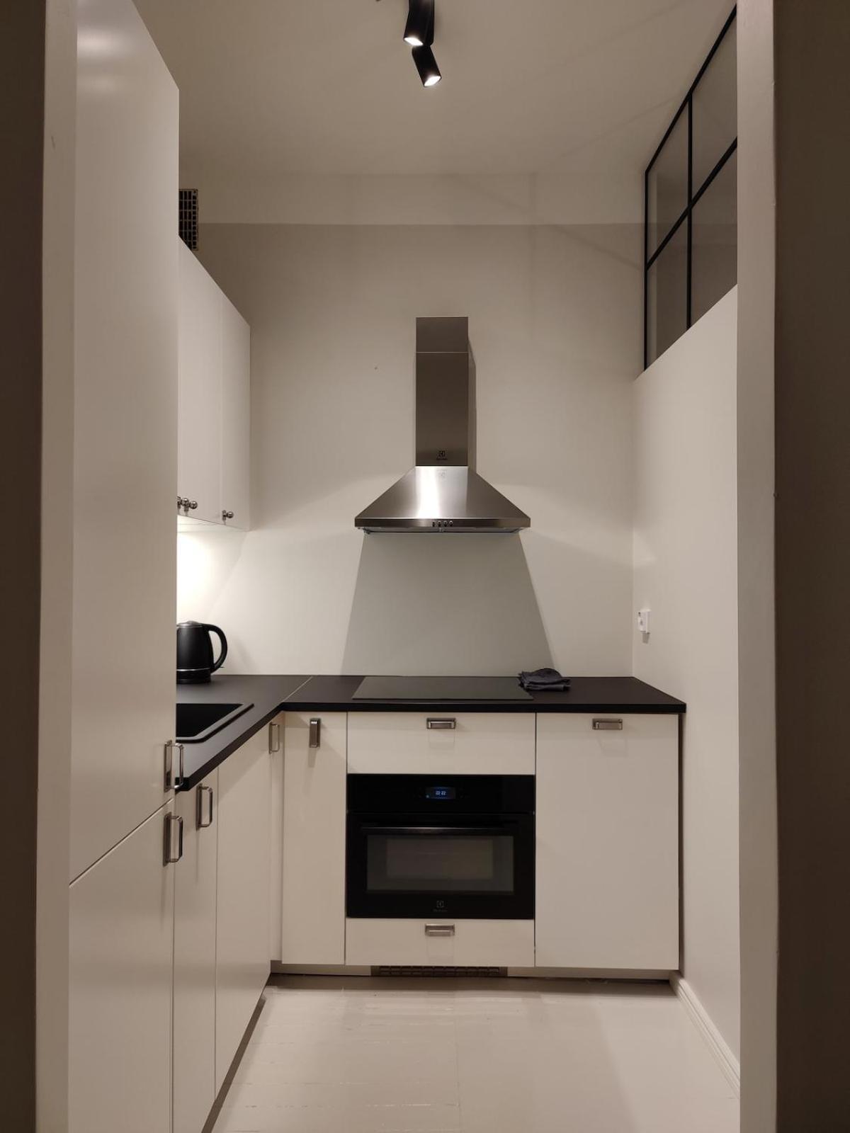 Huoneisto Urban & Stylish 1br By The Metro *