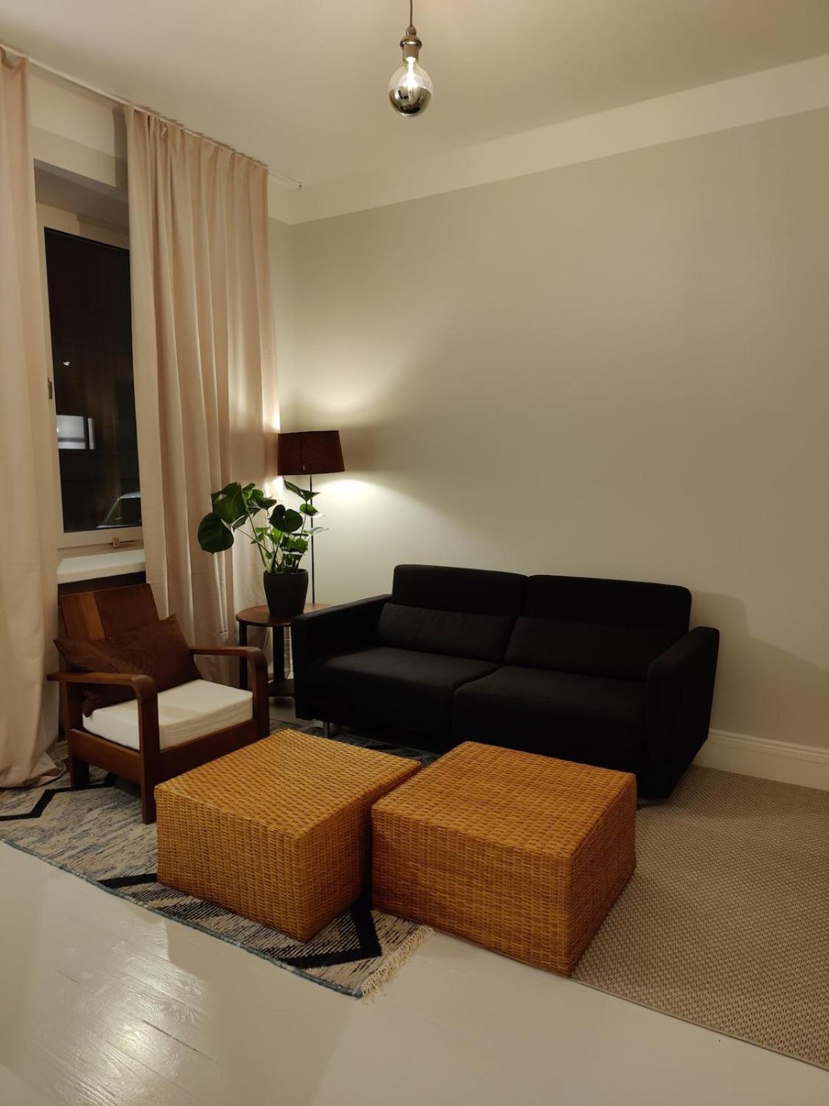 Urban & Stylish 1br By The Metro Huoneisto