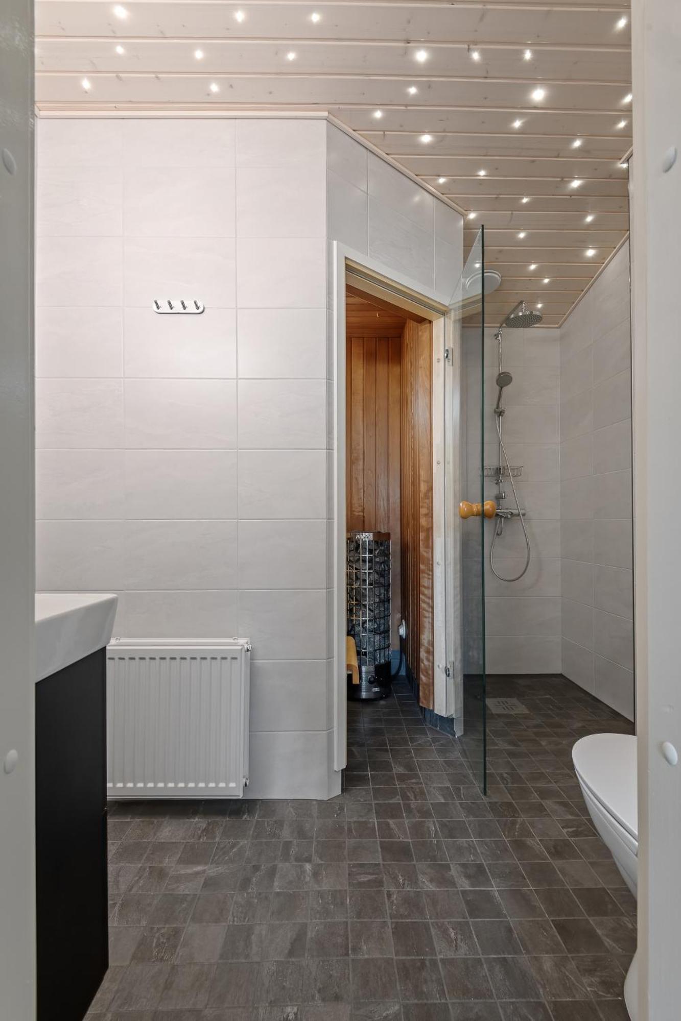 Huoneisto Wehost Penthouse With Sauna And Balcony @meritullinkatu 13 A Helsinki