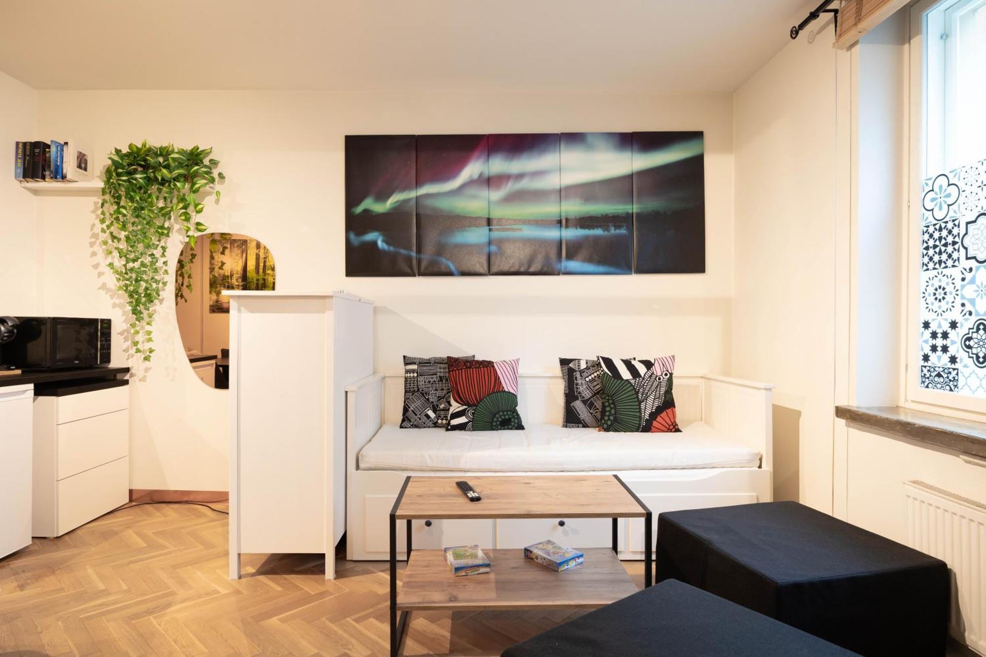 Huoneisto Great Location & Transport Connections With All Amenities 1-8 People Free Continental Breakfast Wifi Coffee &Tea