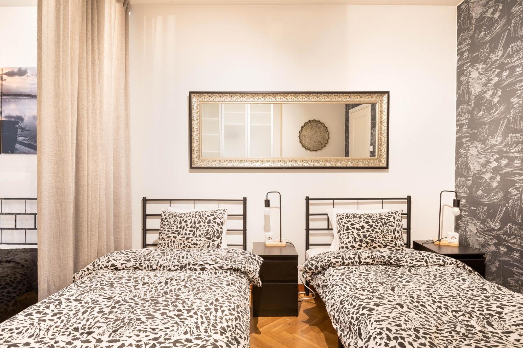 Great Location & Transport Connections With All Amenities 1-8 People Free Continental Breakfast Wifi Coffee &Tea * Helsinki