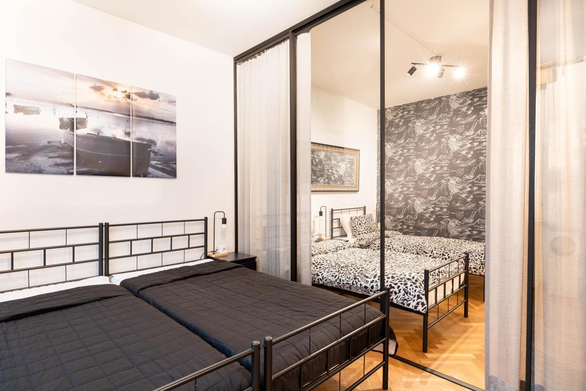 Great Location & Transport Connections With All Amenities 1-8 People Free Continental Breakfast Wifi Coffee &Tea * Helsinki