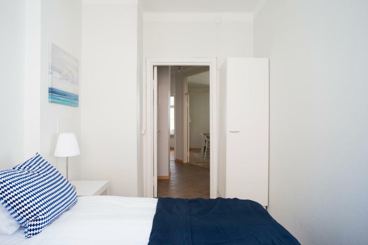 Huoneisto 2ndhomes Gorgeous 2br By The Esplanade Park *