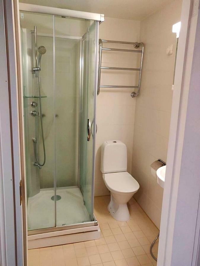 Huoneisto Spacious Diana In City Center