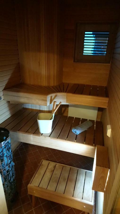 Superb Location + Silence + Sauna Huoneisto Helsinki