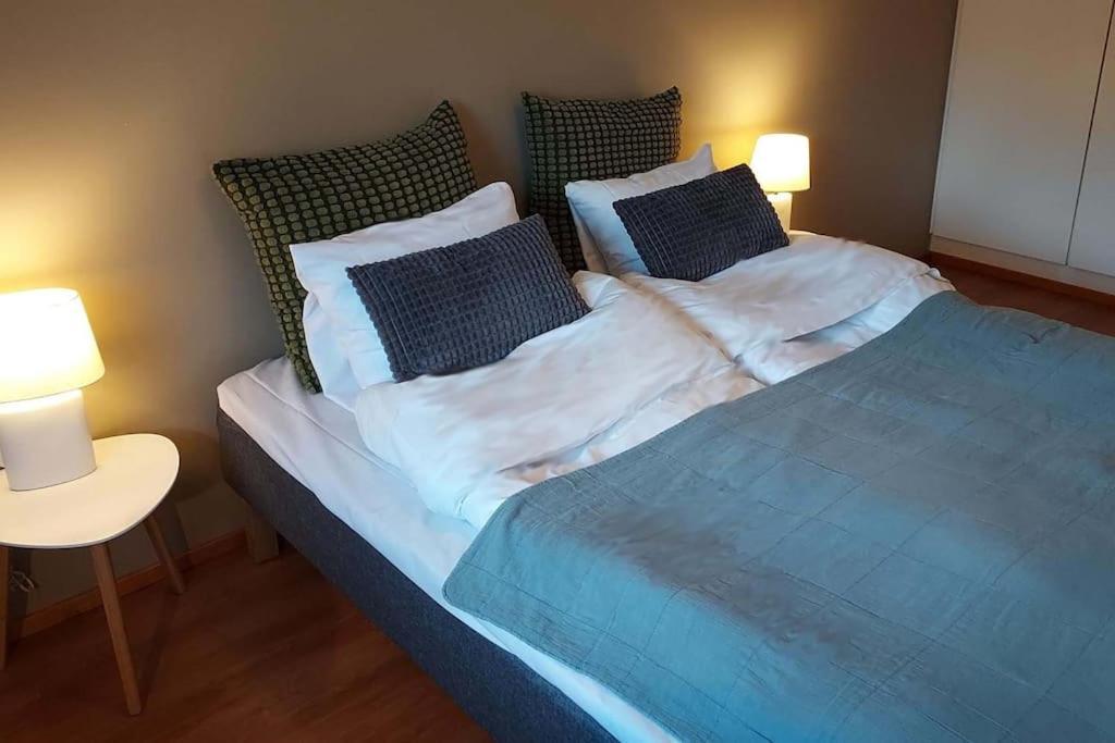Cosy Two In