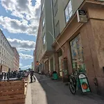 A Cosy Flat Next To Metro