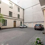 2Ndhomes Compact Studio By The Esplanade Park