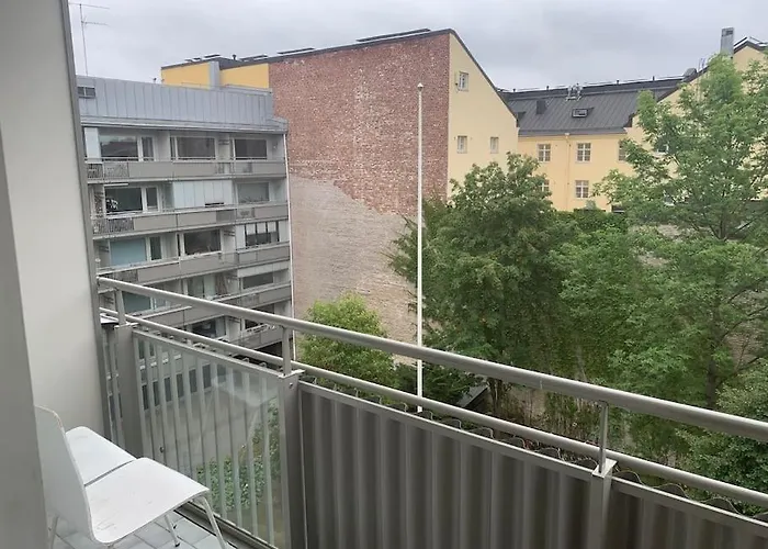 Compact Studio In Ullanlinna