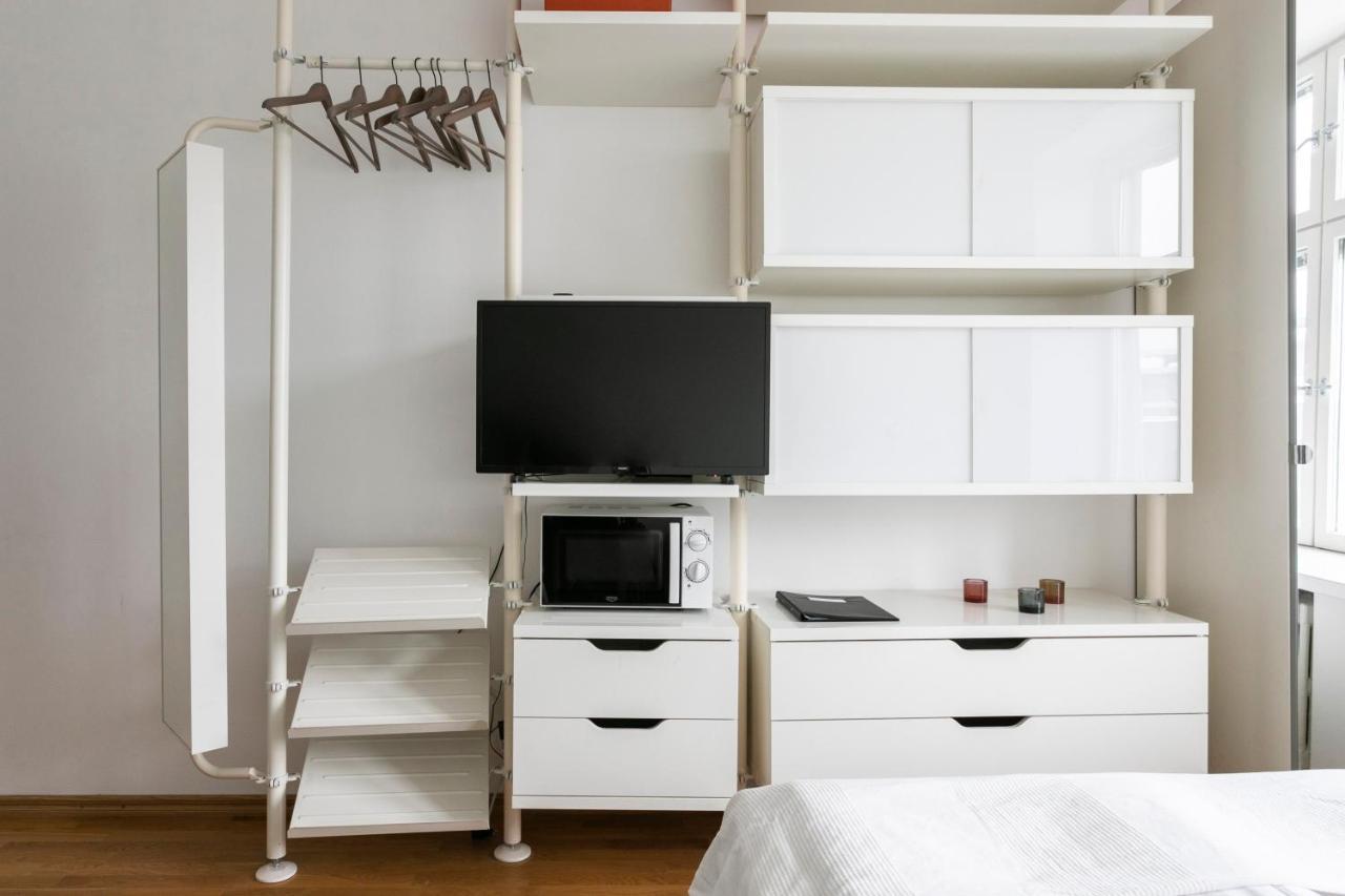 Huoneisto 2ndhomes Bright Studio In Fredrikinkatu