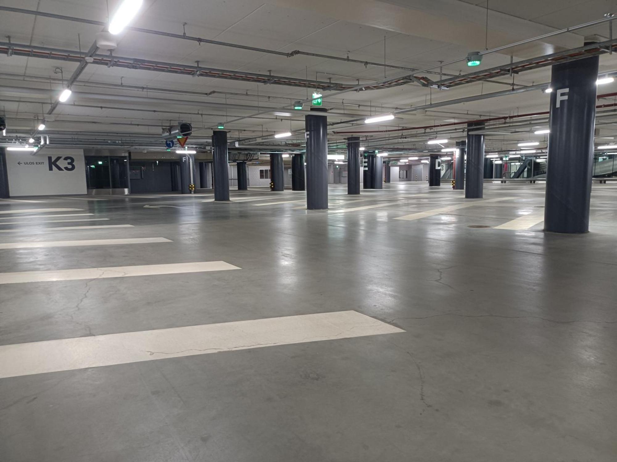 18th Floor High Point 1 Bdr With View - Free Garage Parking Huoneisto