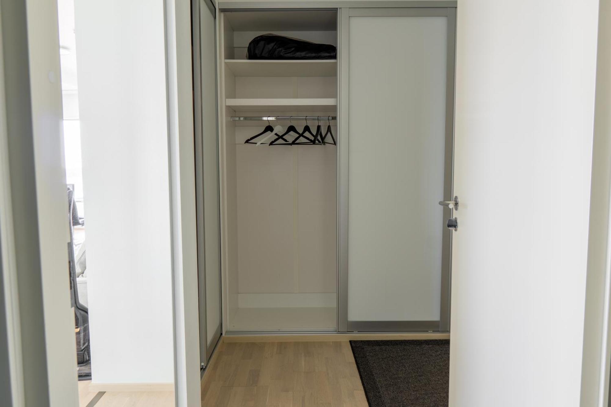 18th Floor High Point 1 Bdr With View - Free Garage Parking Helsinki