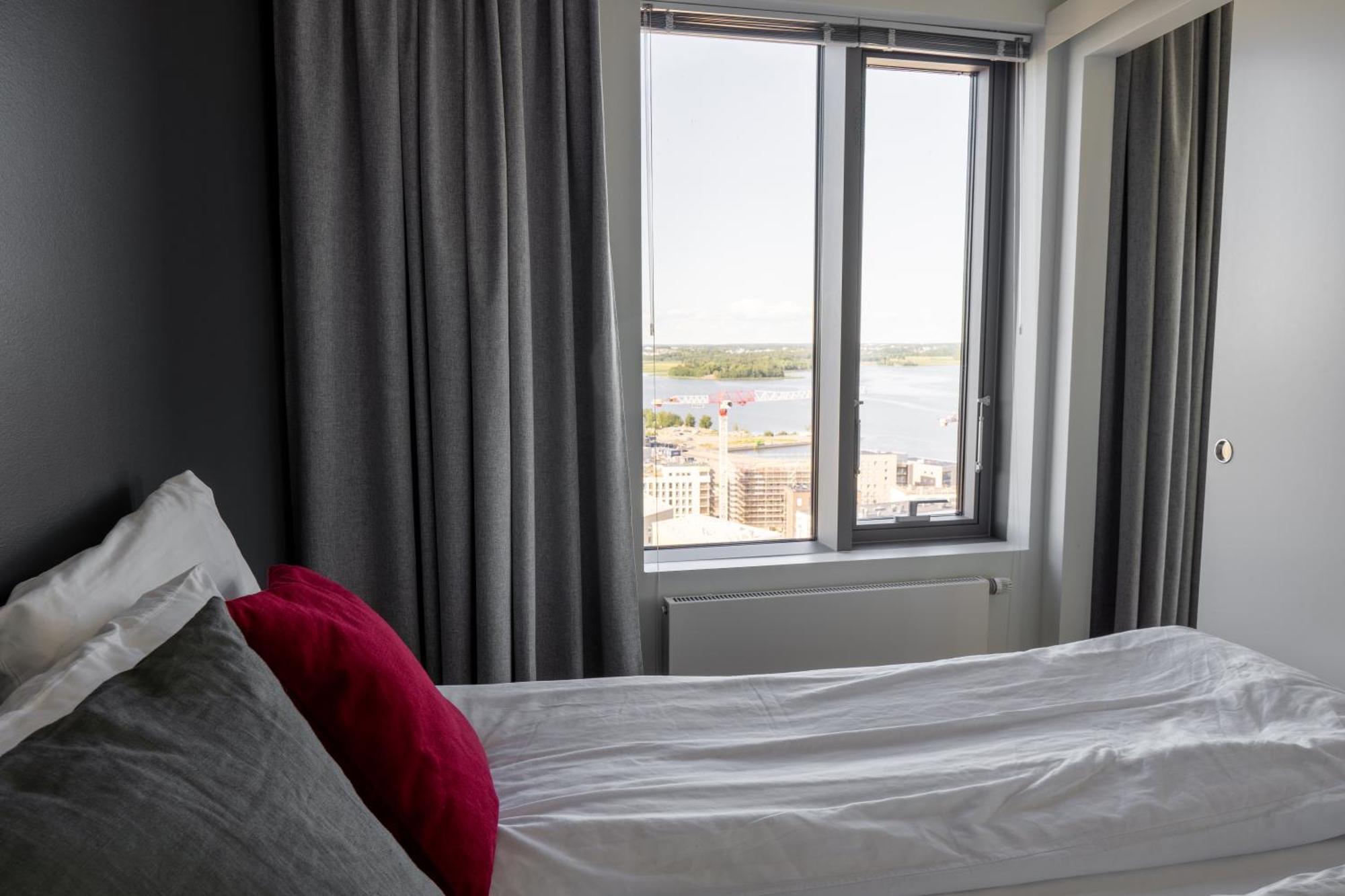 18th Floor High Point 1 Bdr With View - Free Garage Parking Helsinki
