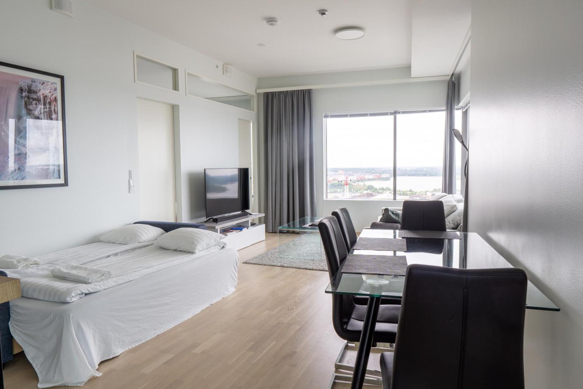 18th Floor High Point 1 Bdr With View - Free Garage Parking Helsinki