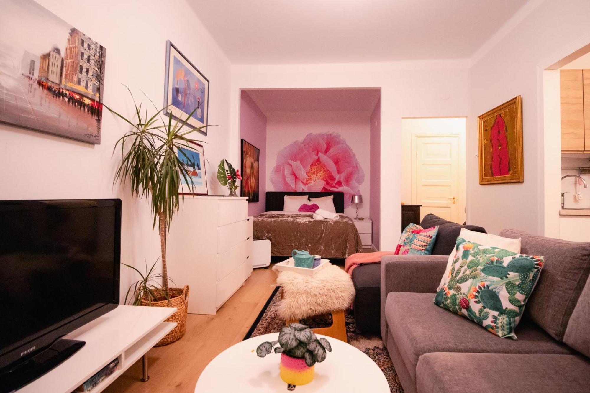 Huoneisto Lovely Flat In The Heart Of