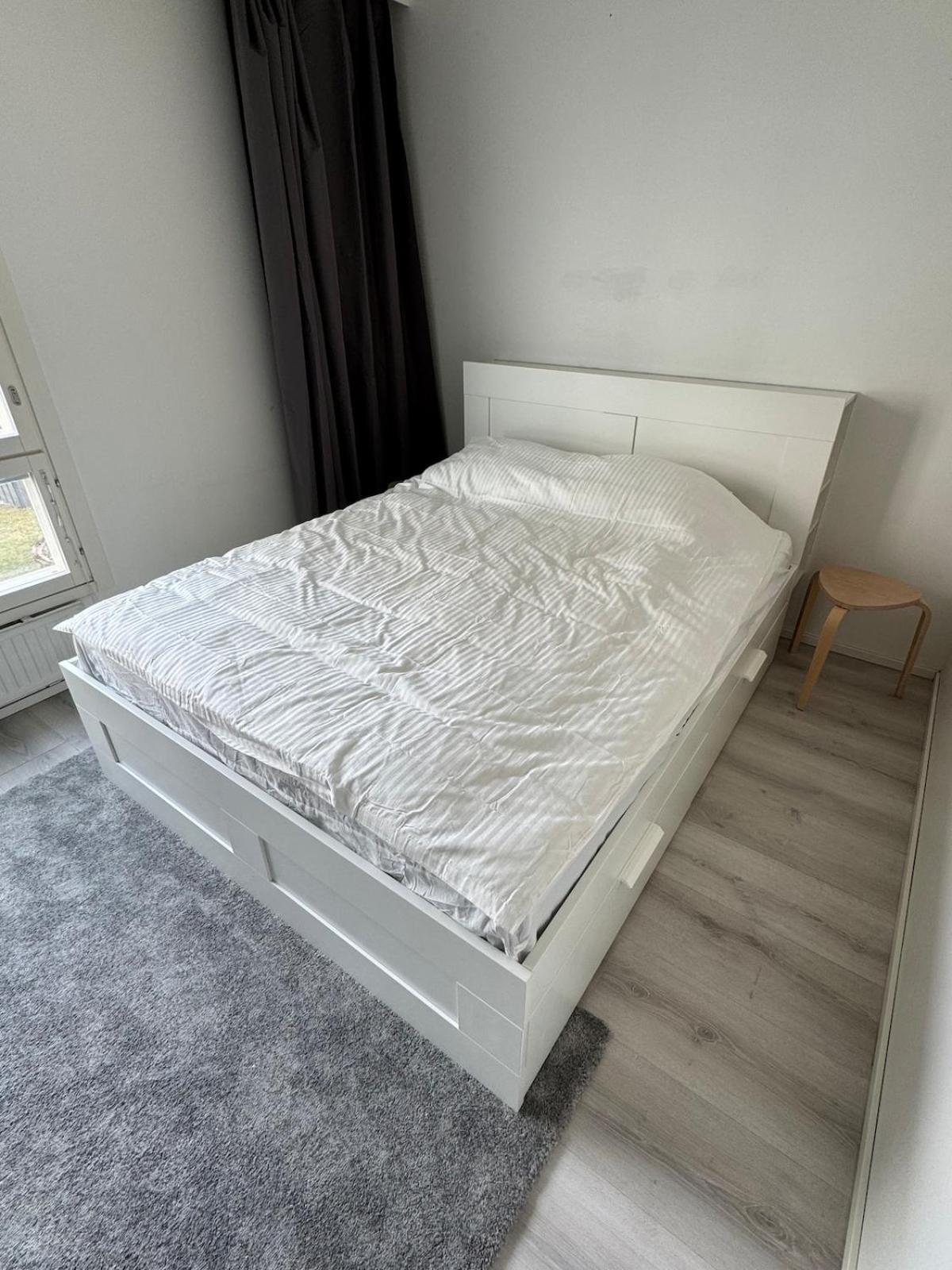 2 Bedroom With A Balcony In The Center Of Huoneisto