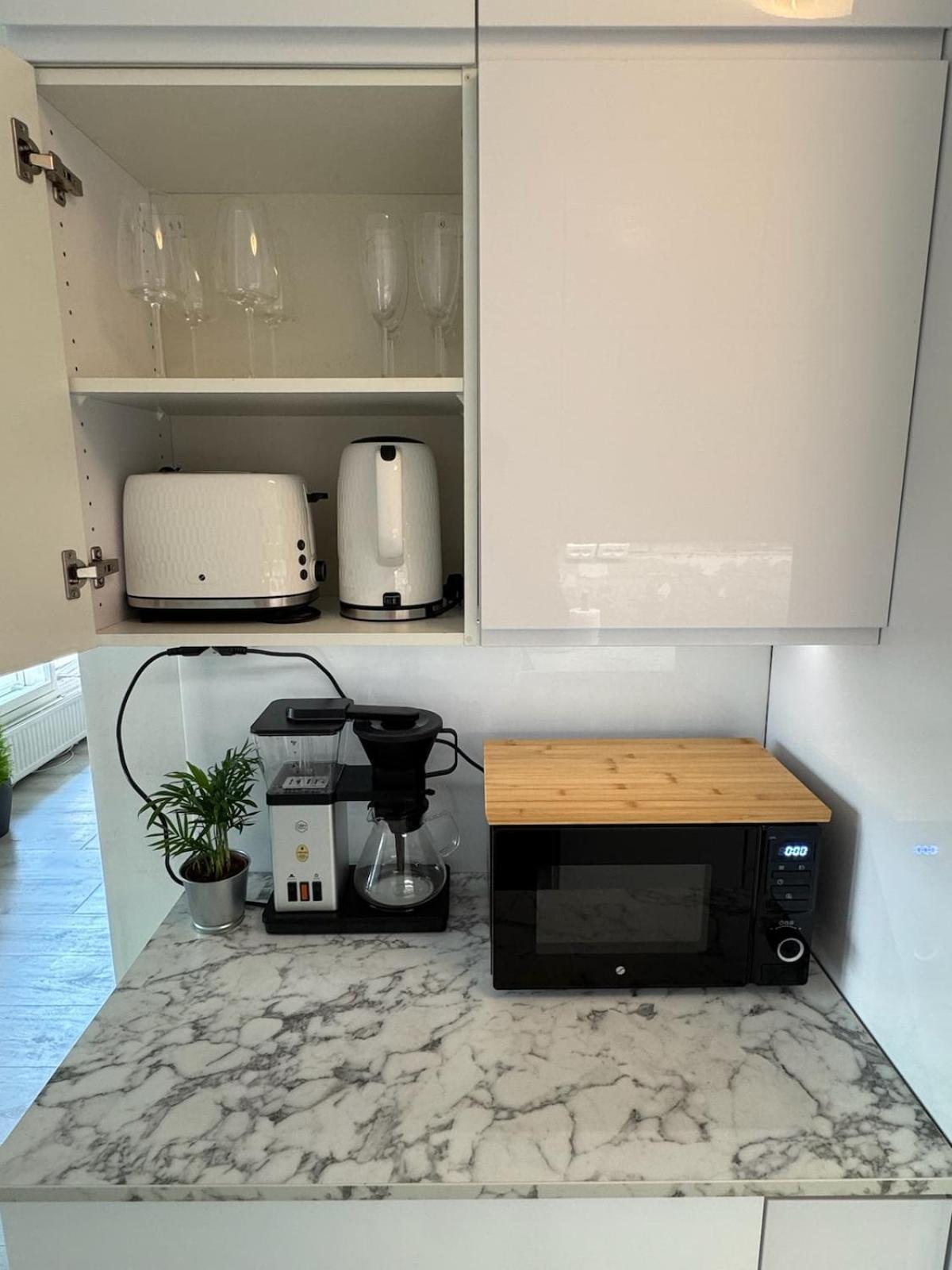 2 Bedroom With A Balcony In The Center Of Helsinki